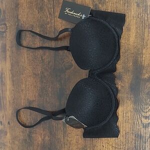 NWT Fredericks of Hollywood Sophie B Invisible Scallop Edge 34A Black Britta